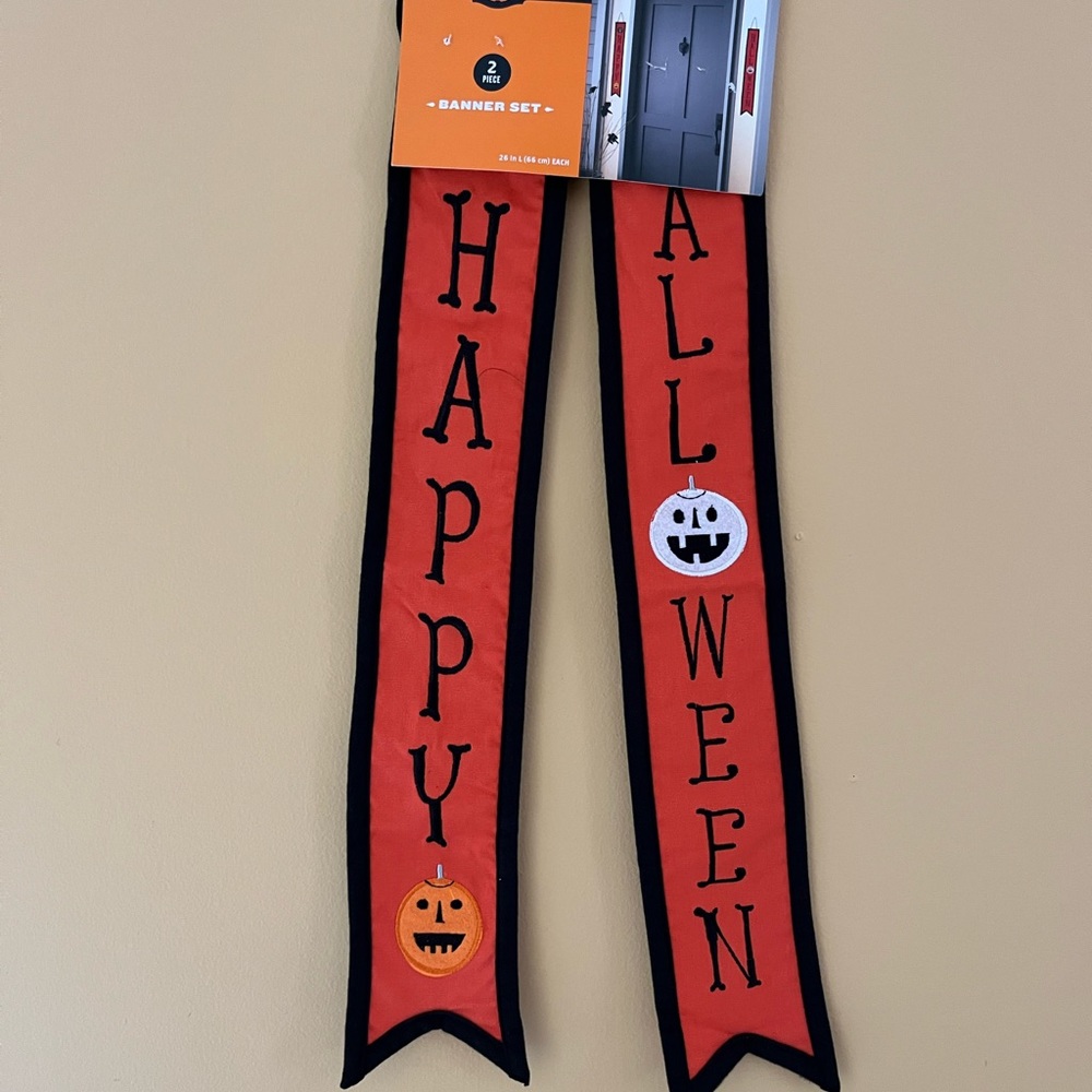 Haloween fabric banner( 2piece) NWT